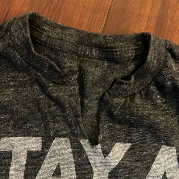 Stay at Home Gypsy - T Shirt - BRAND NEW Shirt - Gray Shirt - NEW - Picture 3 of 4